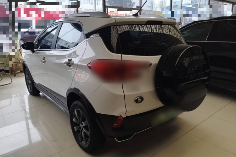 BYD Yuan New Energy 2020 #5 BYD Yuan New Energy 2020 car image #5