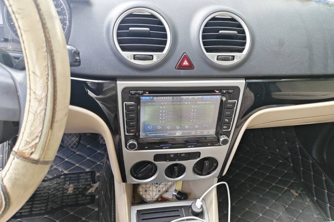 Volkswagen Lavida 2012 imagen de coche #26