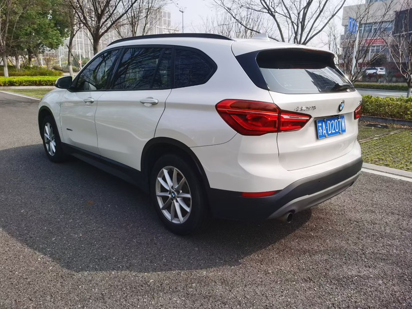BMW X1 2017 car image #9