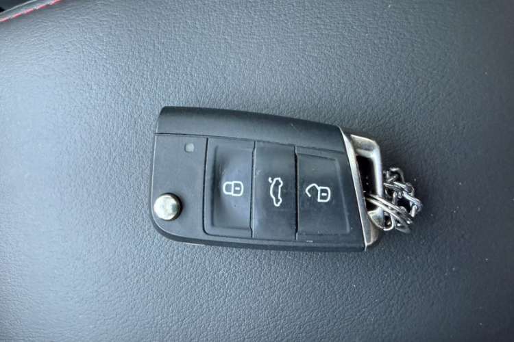Volkswagen Golf 2016 #19 Volkswagen Golf 2016 car image #19