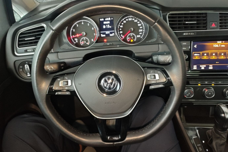Volkswagen Golf 2019 #11 Volkswagen Golf 2019 car image #11