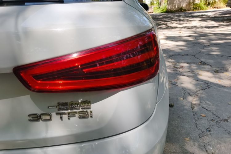 Audi Q3 2016 #8 Audi Q3 2016 car image #8