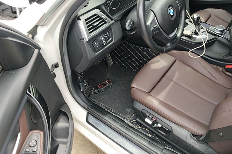 BMW 3 Series 2019 #16 BMW 3 Series 2019 car image #16