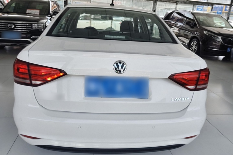 Volkswagen Lavida 2023 car image #6