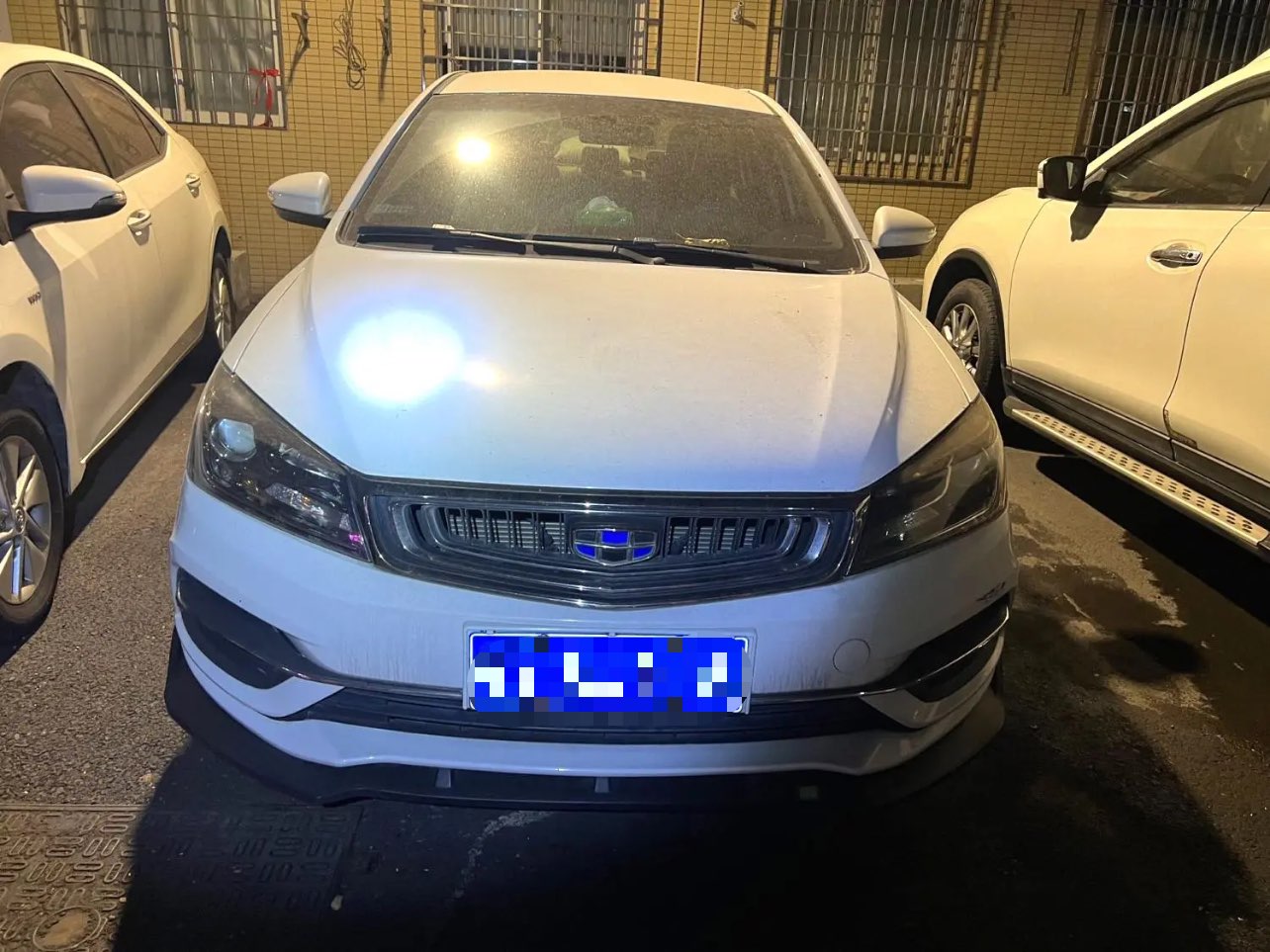 GEELY Emgrand 2018 #2 GEELY Emgrand 2018 صورة سيارة #2