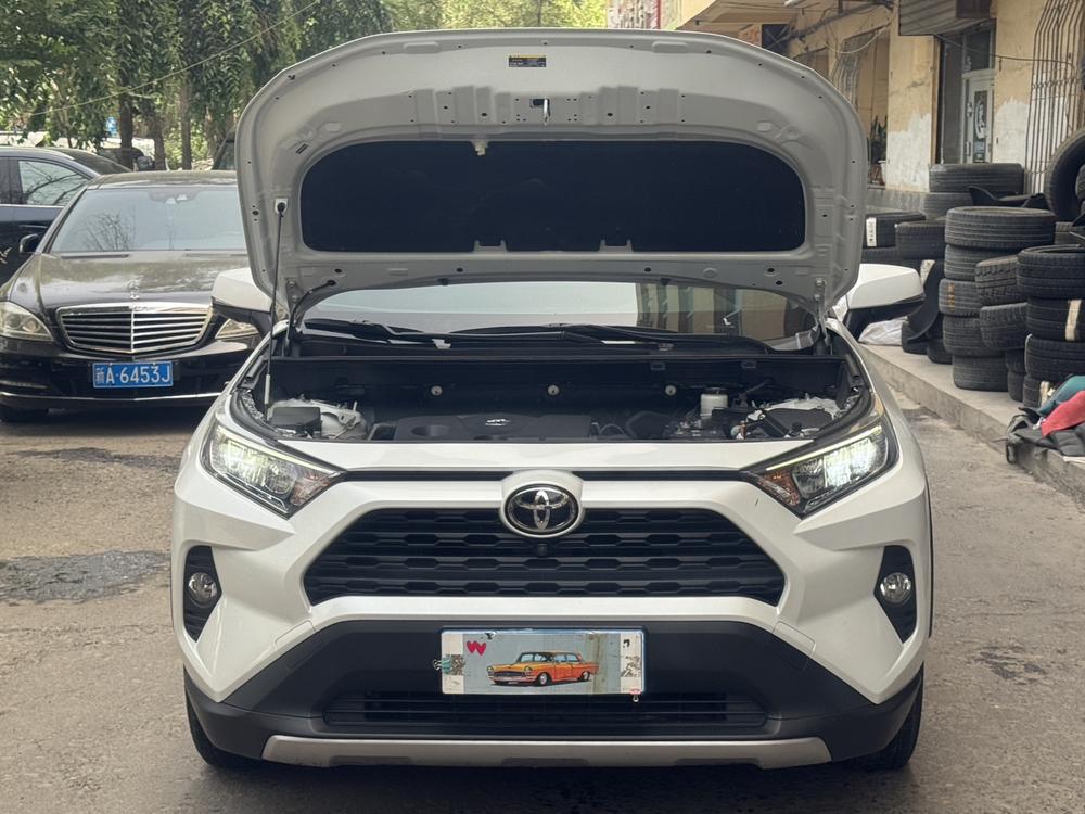 Toyota RAV4 2022 #14 Toyota RAV4 2022 car image #14