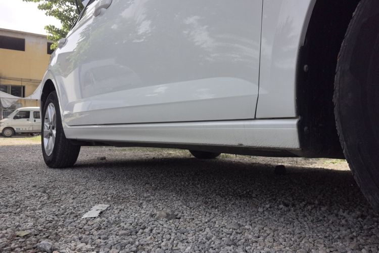 Volkswagen Polo 2020 car image #26