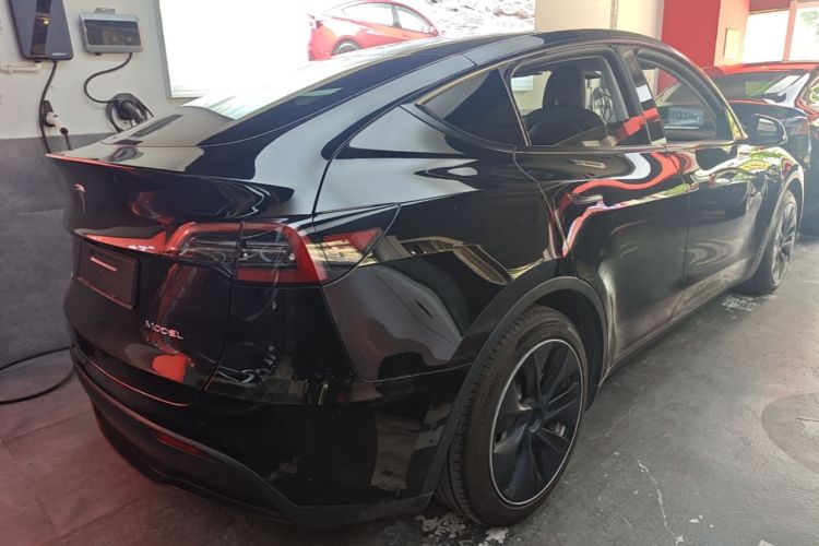 Tesla Model Y 2022 #7 Tesla Model Y 2022 car image #7