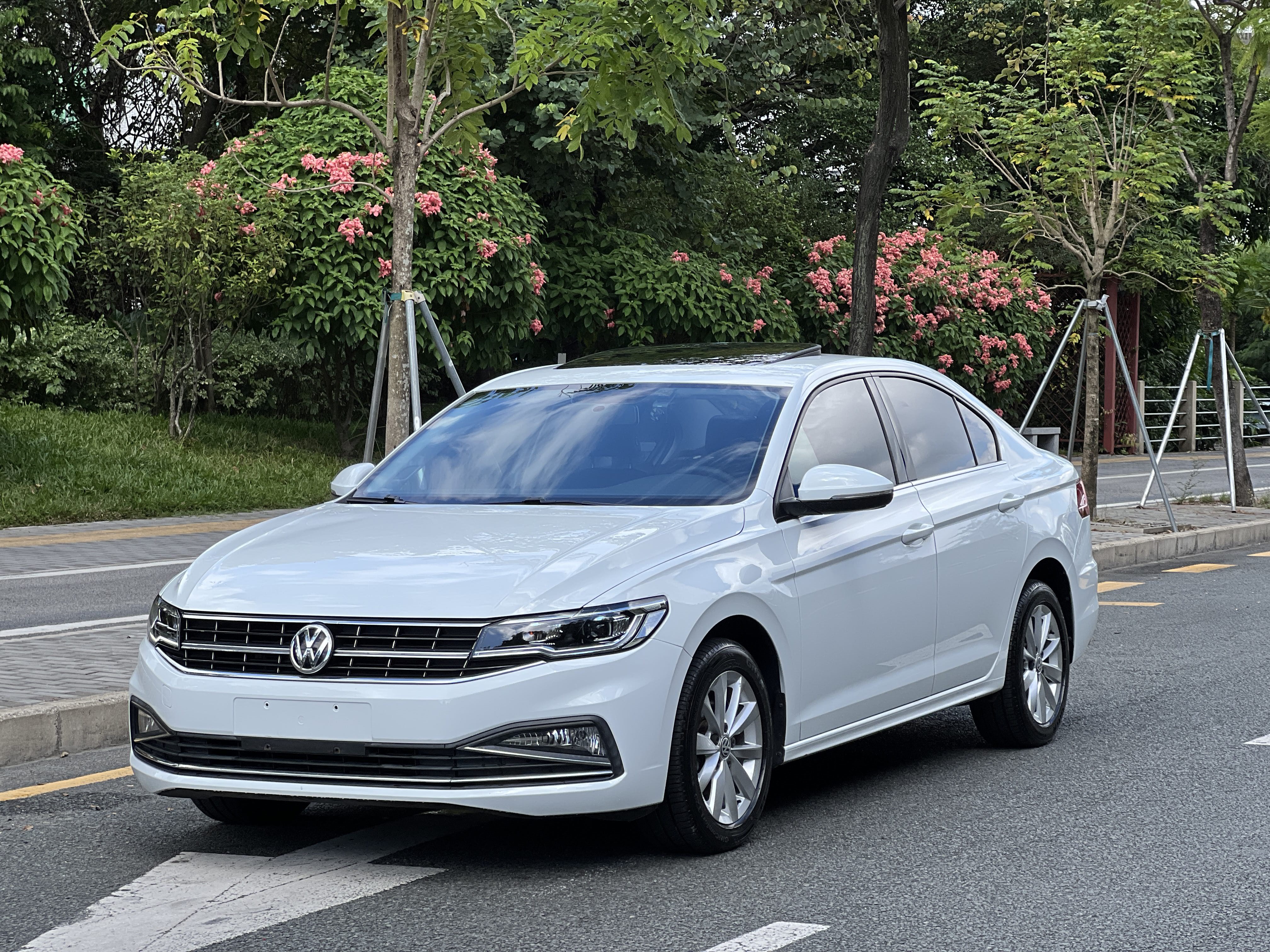 Volkswagen Bora 2020 image de voiture 