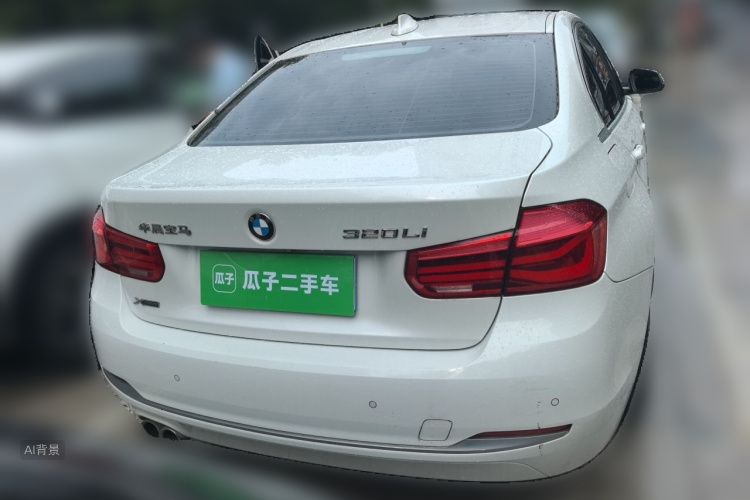 BMW 3 Series 2019 car image #6