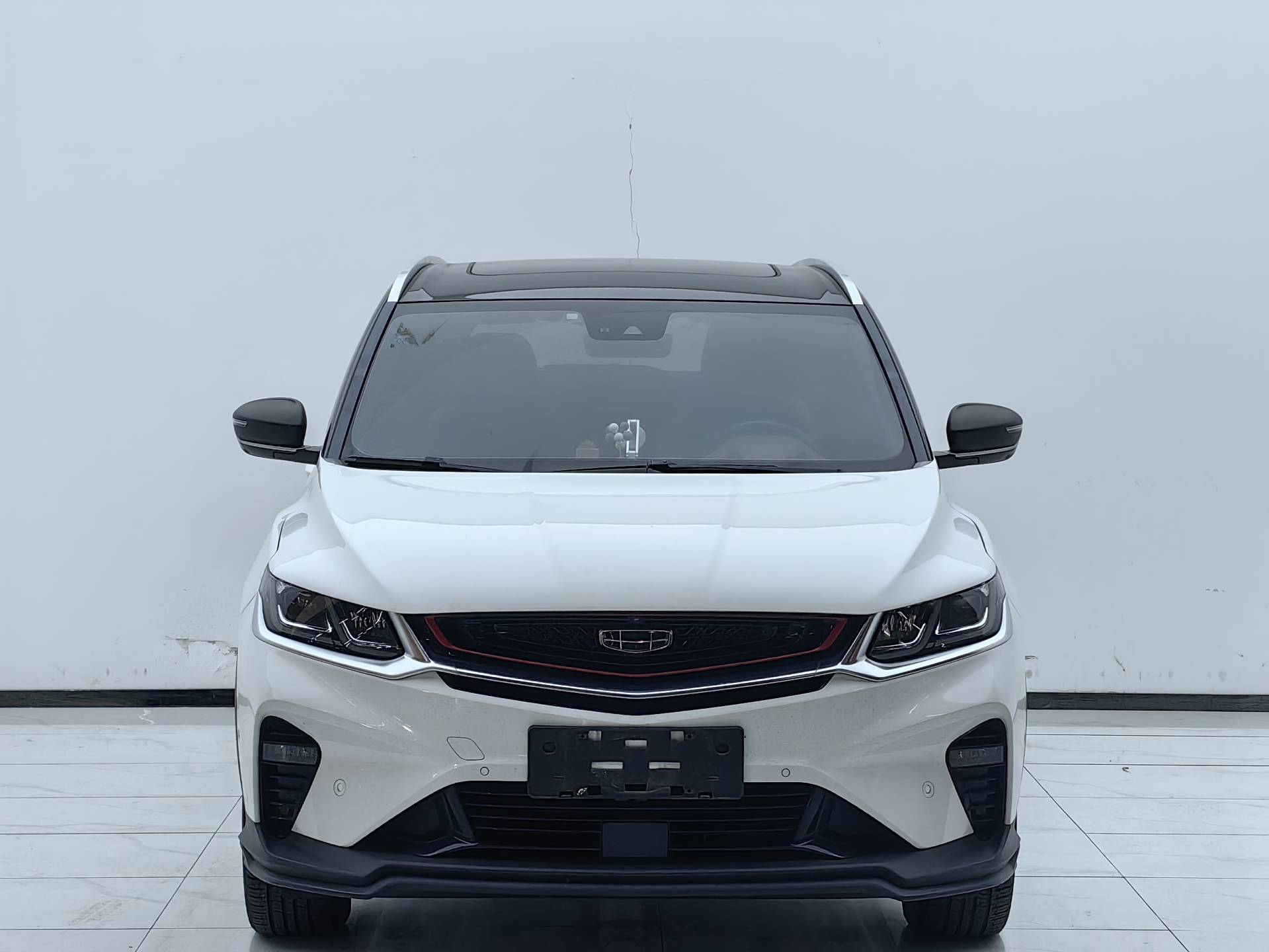 GEELY Coolray 2019 car image #2