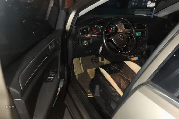 Volkswagen Golf 2015 car image #18