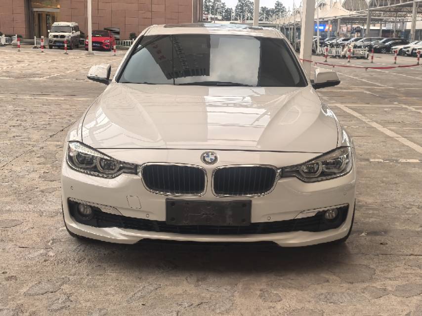 BMW 3 Series 2017 imagem de carro #2