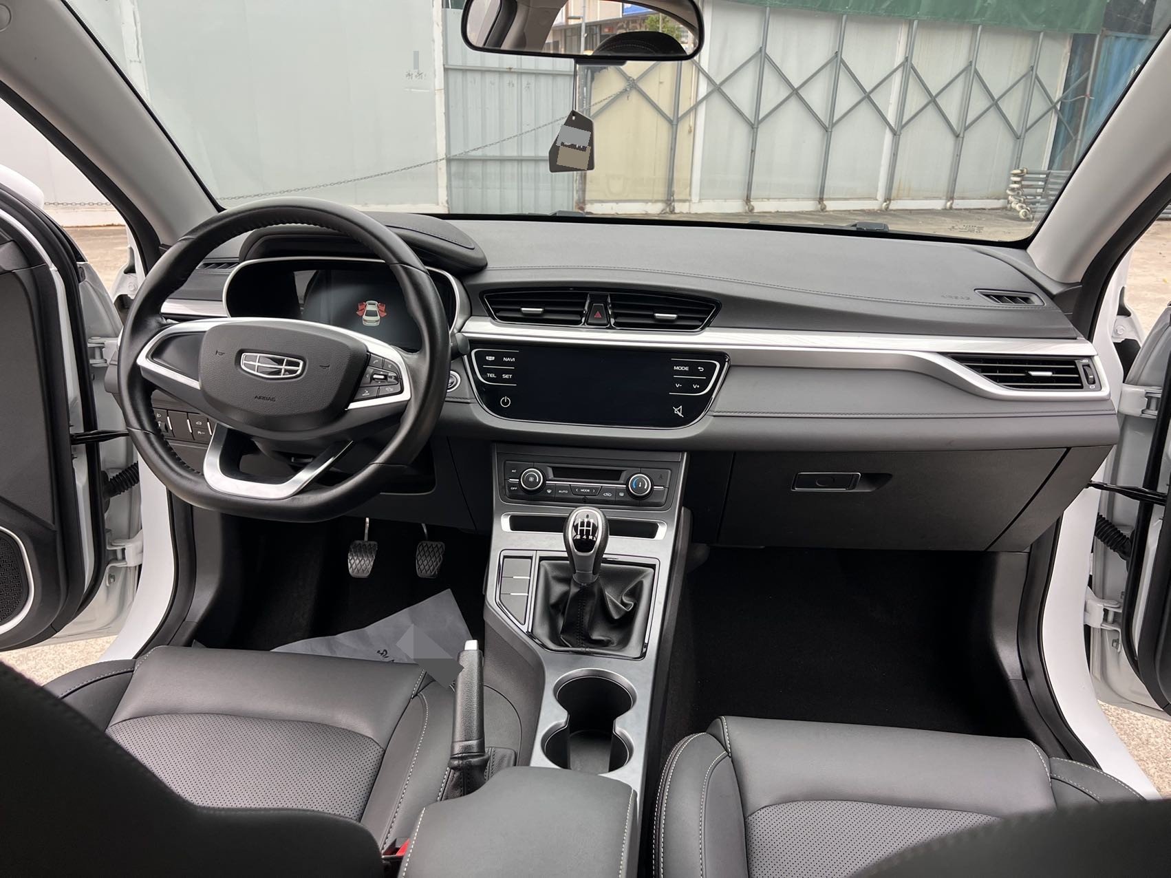 GEELY Emgrand 2020 #8 GEELY Emgrand 2020 immagine di auto #8