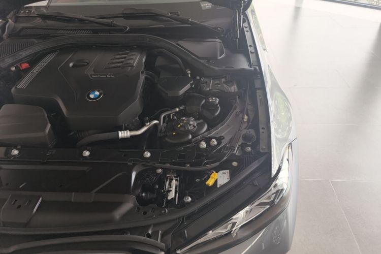 BMW 3 Series 2024 car image #24