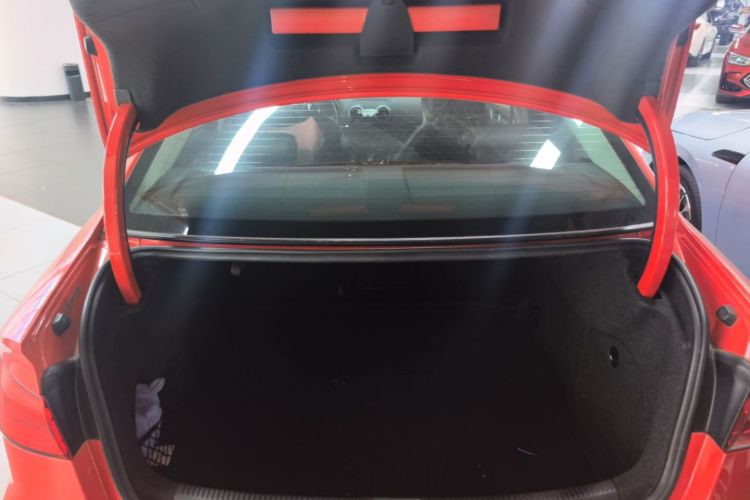 Audi A3 2016 car image #19