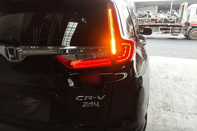 Honda CR-V 2018 car image #8