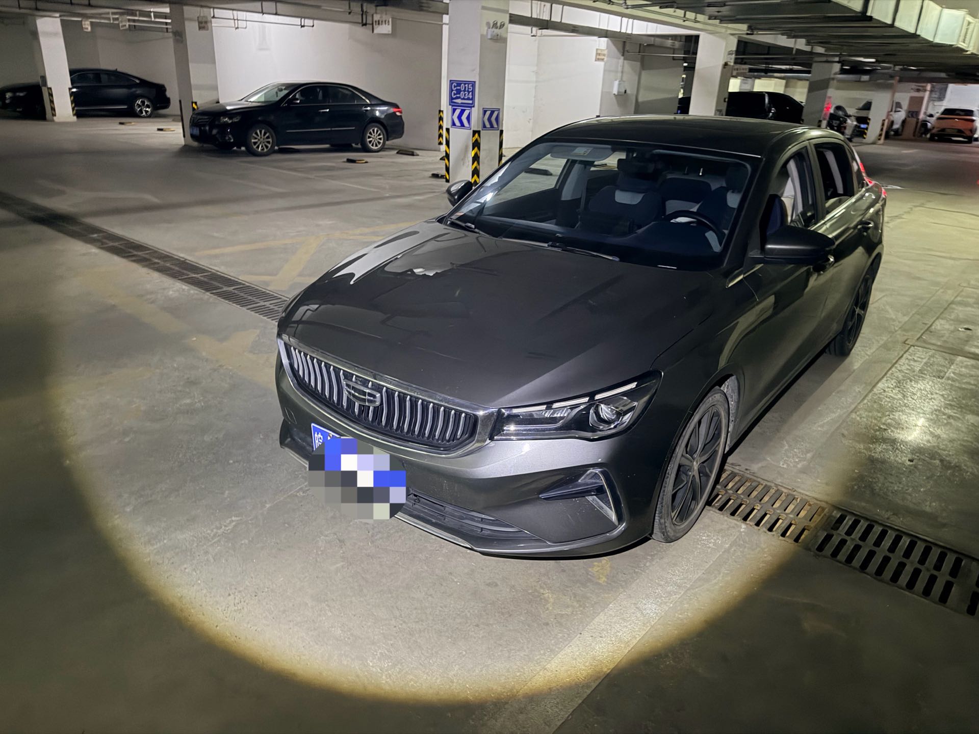 GEELY Emgrand 2022 GEELY Emgrand 2022 immagine di auto