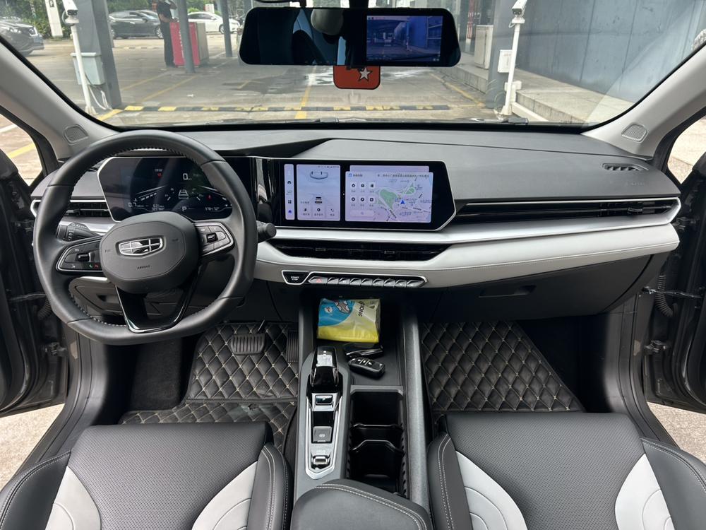 GEELY Binray 2024 immagine di auto #9