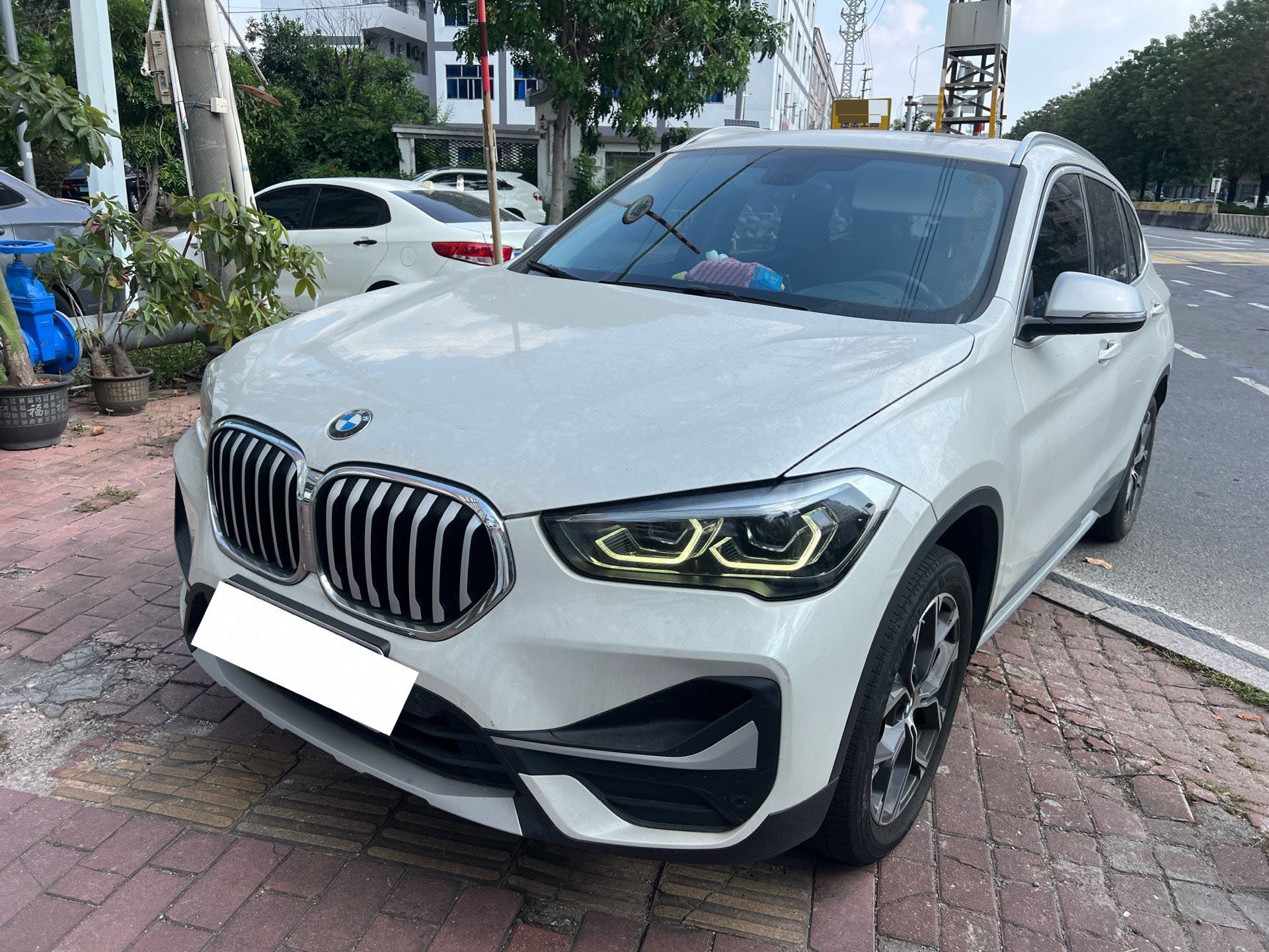 2020 2020 car image