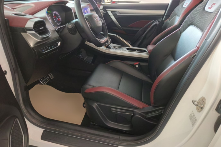 GEELY Coolray 2021 #15 GEELY Coolray 2021 car image #15