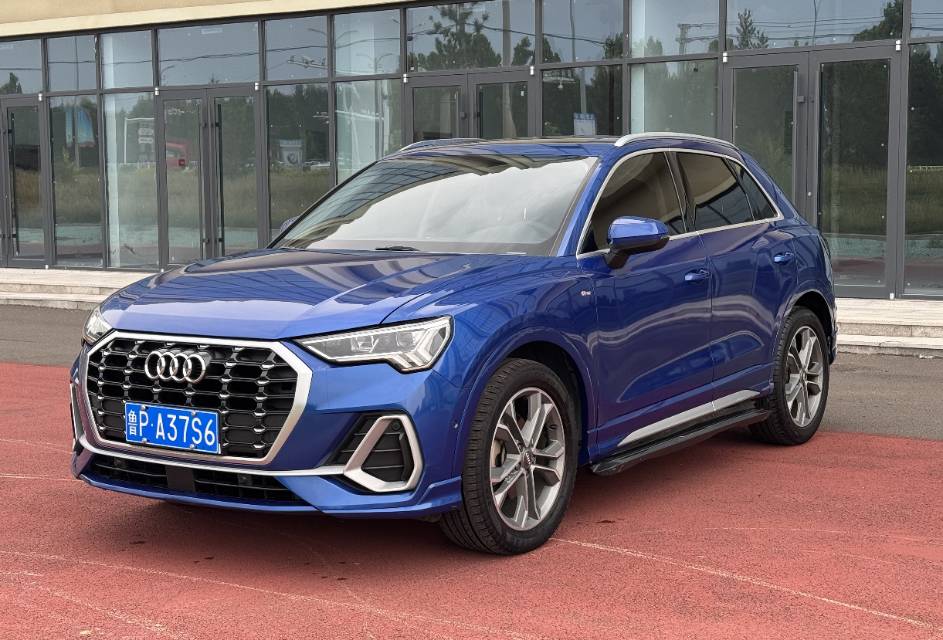 Audi Q3 2021 Audi Q3 2021 car image