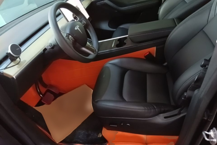 Tesla Model Y 2023 #15 Tesla Model Y 2023 car image #15