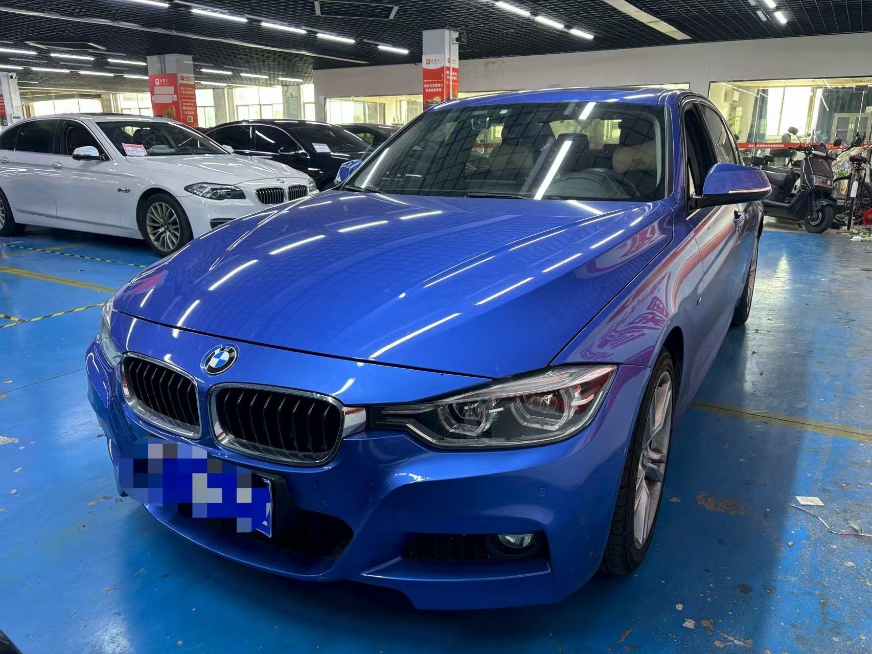 BMW 3 Series 2018 car image 