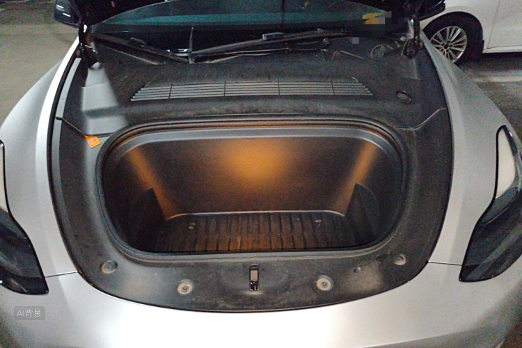 Tesla Model Y 2021 car image #22