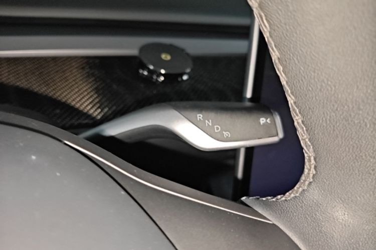 Tesla Model Y 2022 #14 Tesla Model Y 2022 immagine di auto #14