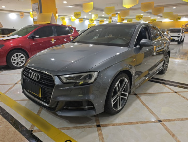Audi A3 2018 car image 