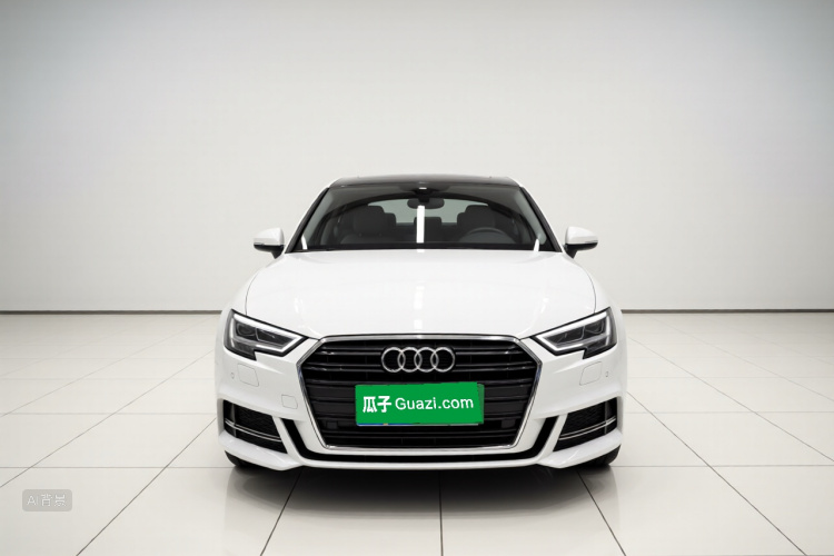 Audi A3 2019 car image #3