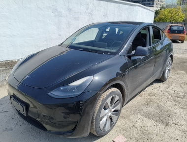 Tesla Model Y 2022 car image 