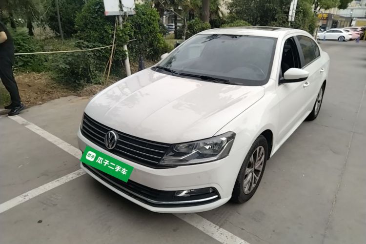 Volkswagen Lavida 2018 car image #2