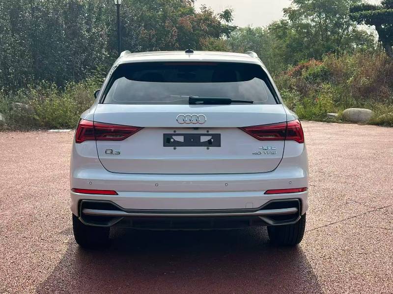Audi Q3 2019 #5 Audi Q3 2019 car image #5