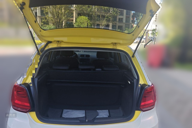 Volkswagen Polo 2018 car image #21