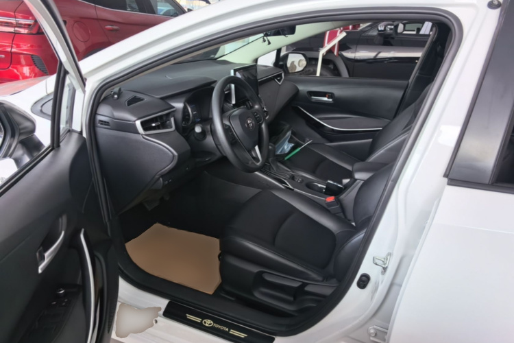 Toyota Corolla 2023 car image #16