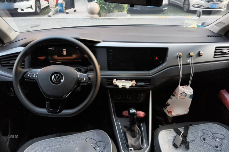 Volkswagen Polo 2022 صورة سيارة #11