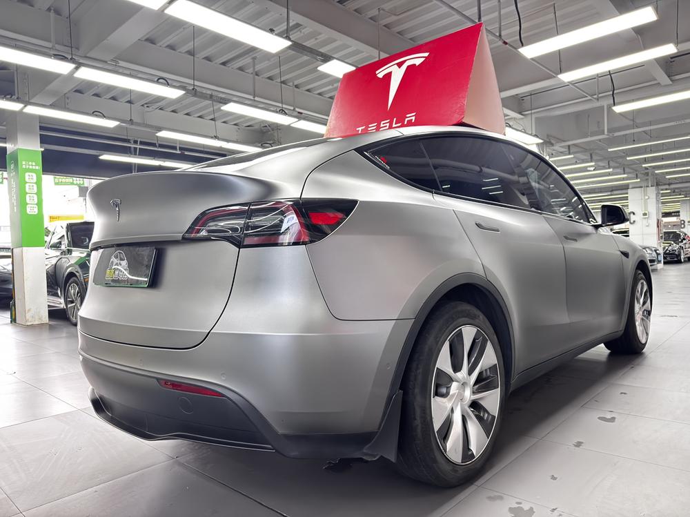 Tesla Model Y 2021 #7 Tesla Model Y 2021 car image #7