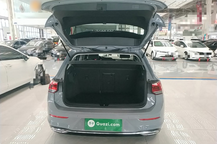 Volkswagen Golf 2023 #19 Volkswagen Golf 2023 car image #19
