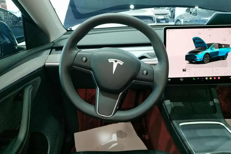 Tesla Model Y 2023 #11 Tesla Model Y 2023 car image #11