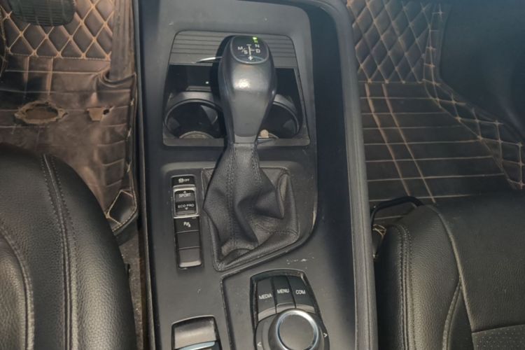BMW X1 2019 #14 BMW X1 2019 car image #14