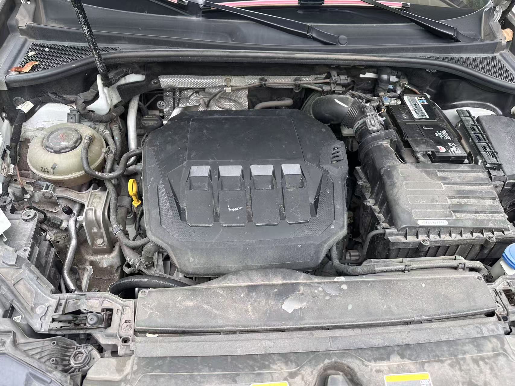 Audi Q3 Sportback 2023 immagine di auto #9