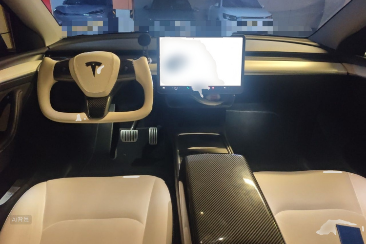 Tesla Model Y 2023 car image #11