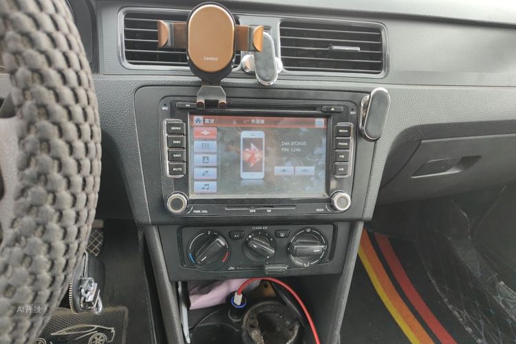 Volkswagen Santana 2016 car image #15