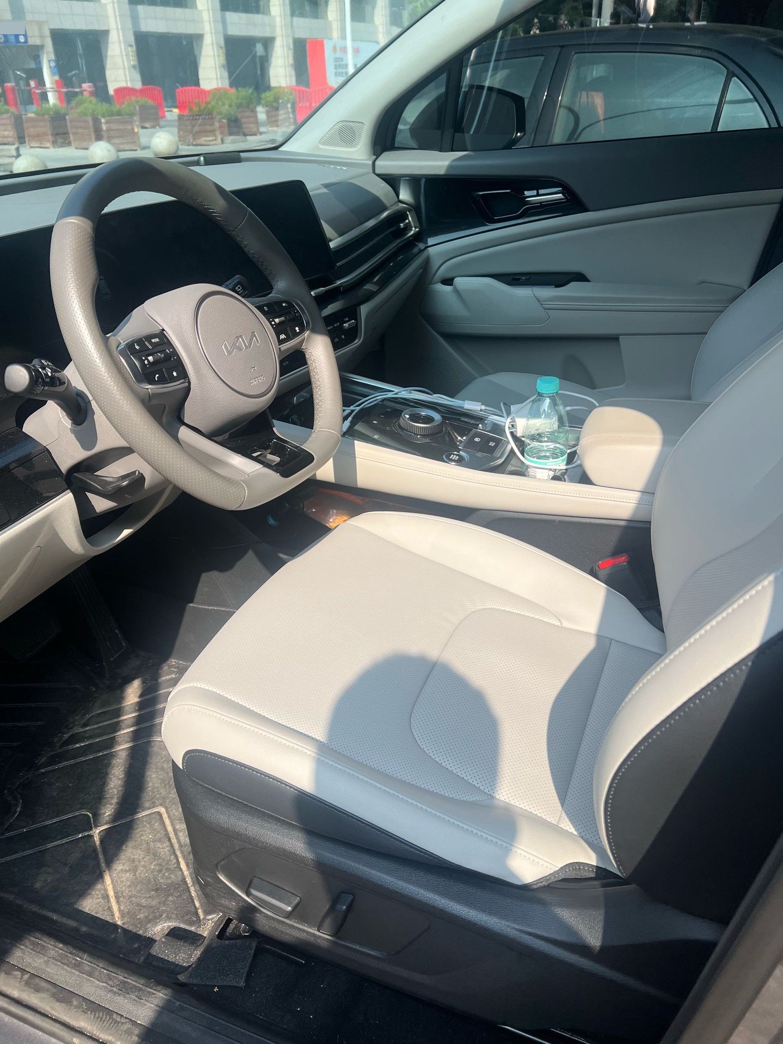 Kia Sportage 2025 #4 Kia Sportage 2025 صورة سيارة #4