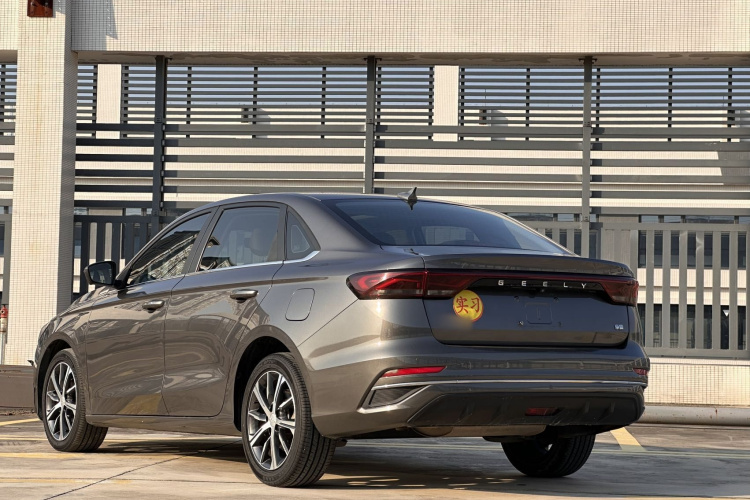 GEELY Emgrand 2022 #5 GEELY Emgrand 2022 car image #5