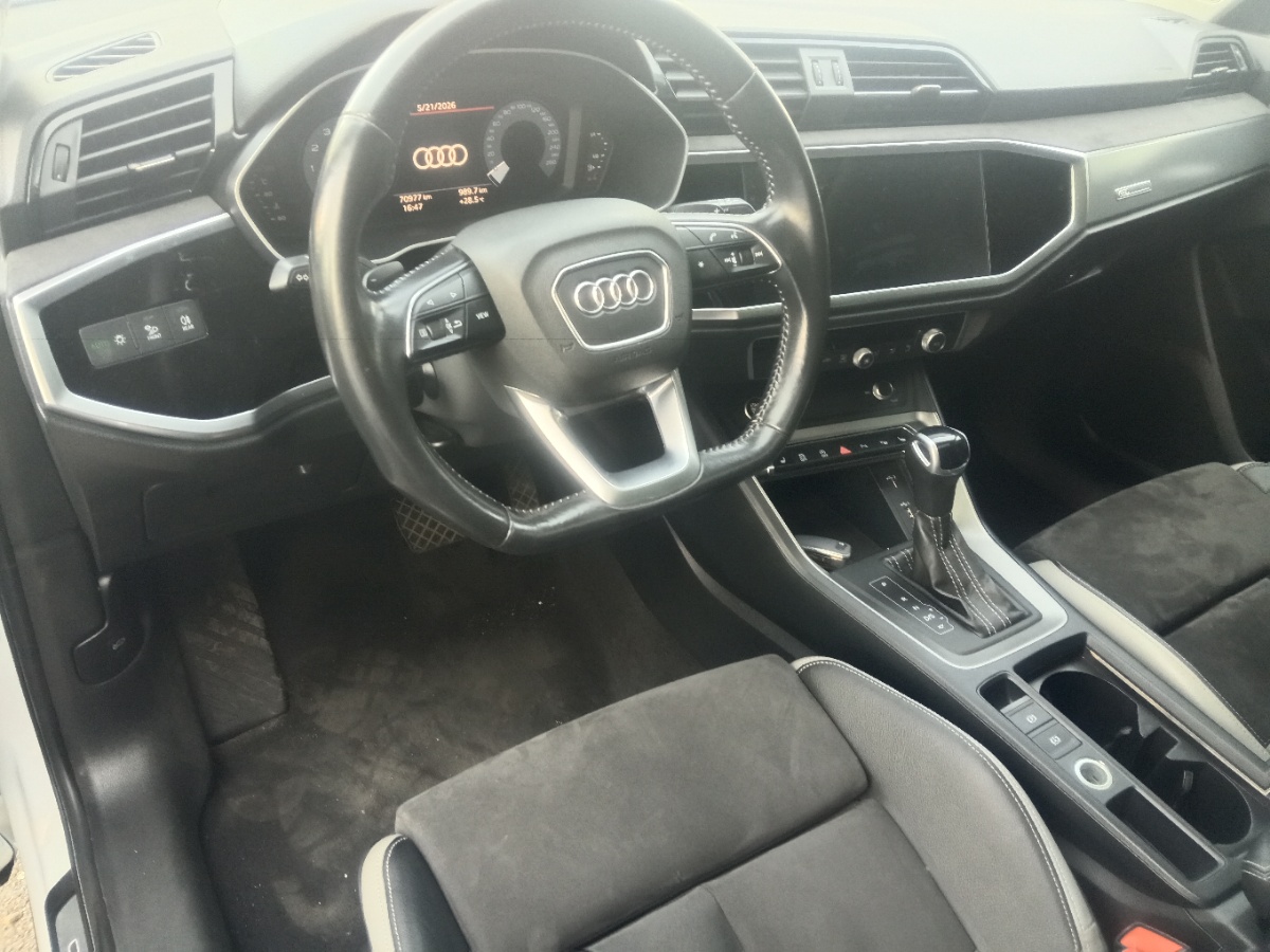 Audi Q3 2021 #9 Audi Q3 2021 car image #9