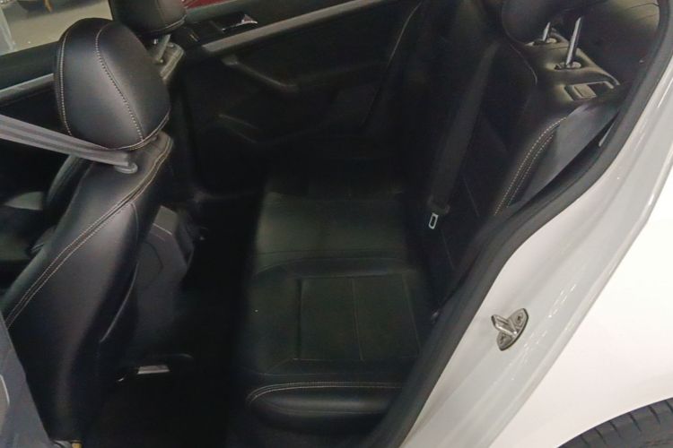 Volkswagen Lavida 2019 immagine di auto #17