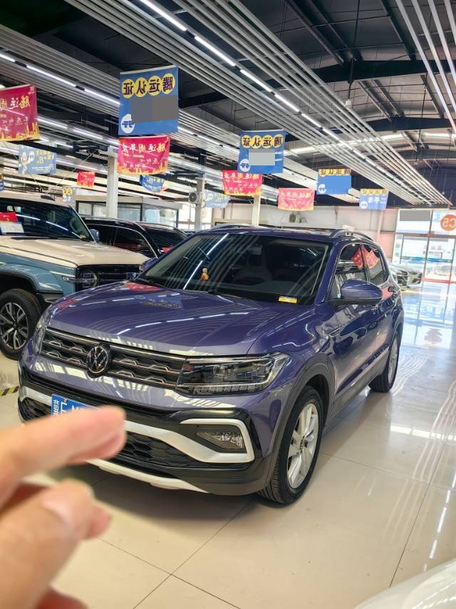 Volkswagen T-Cross 2021 Volkswagen T-Cross 2021 car image